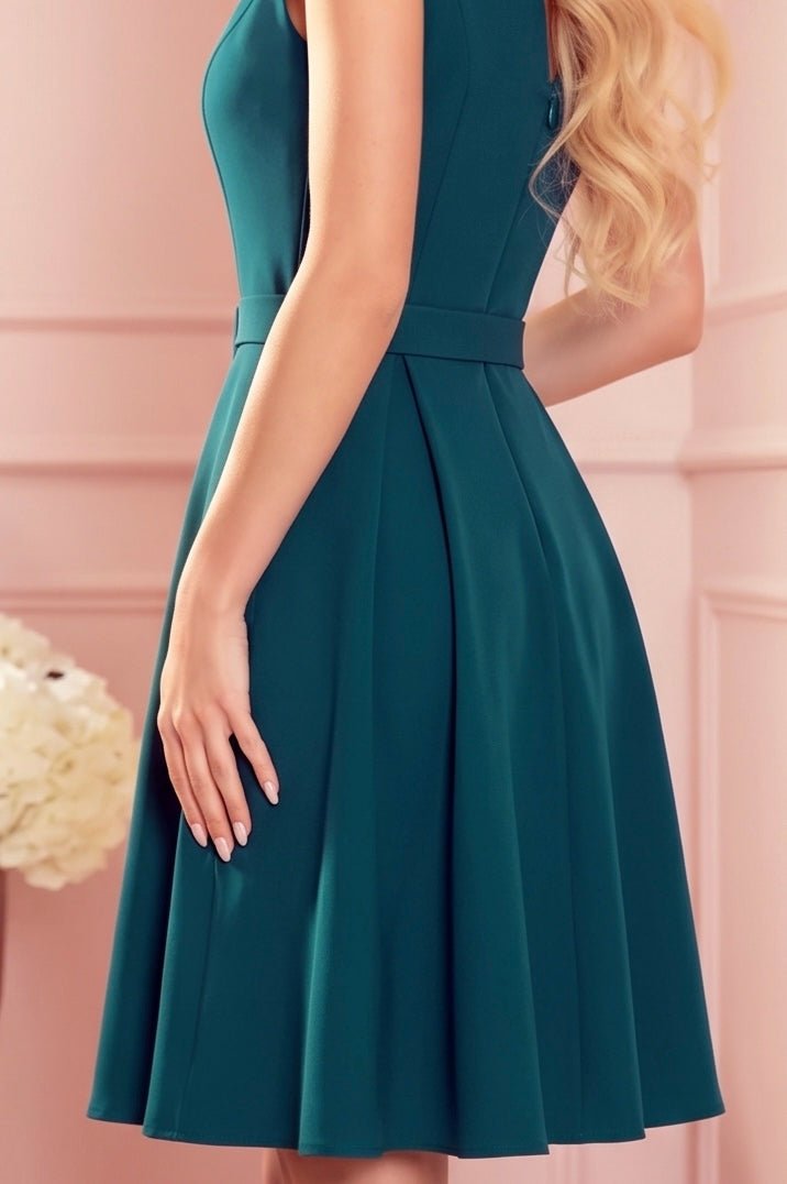 Robe Asymétrique Ceinturée à Décolleté – Vert - Rosemode
