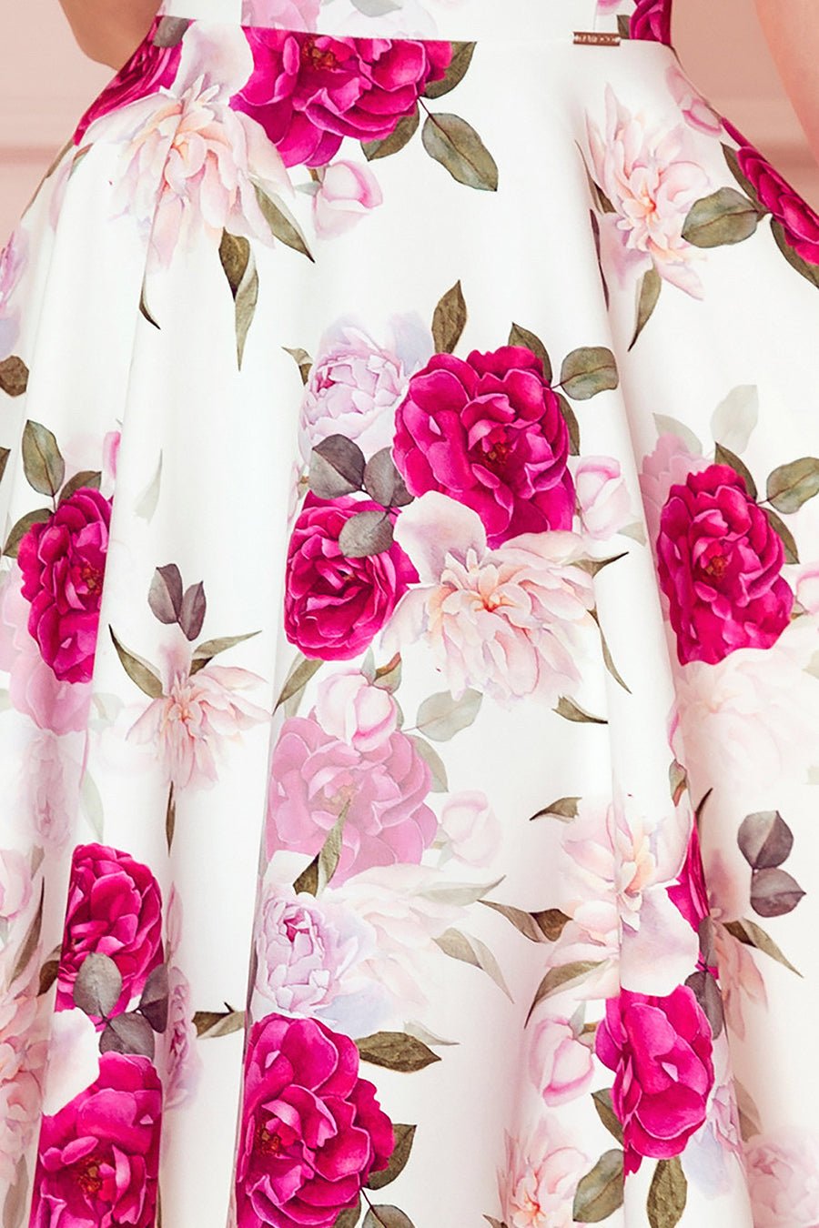 Robe Évasée à Décolleté Cœur – Roses - Rosemode