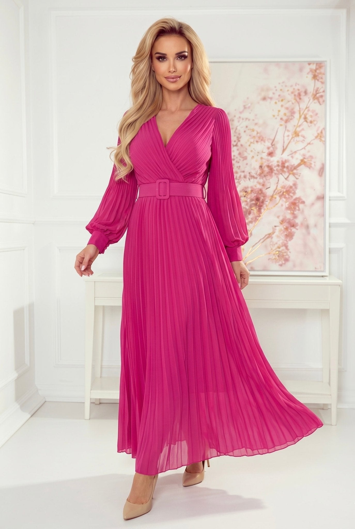 Robe Plissée Avec Ceinture et Décolleté – Fuchsia - Rosemode
