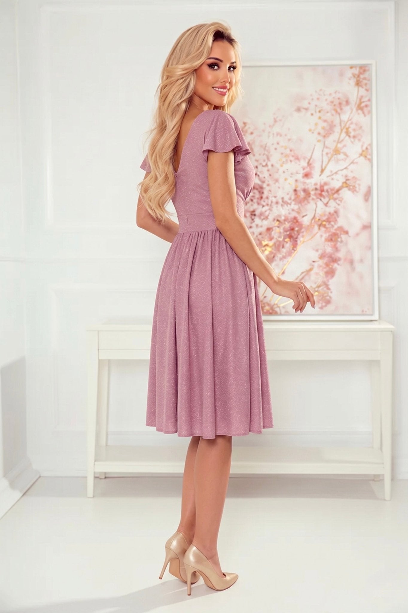 Robe Avec Décolleté et Manches Courtes – Rose Poudré Pailleté - Rosemode