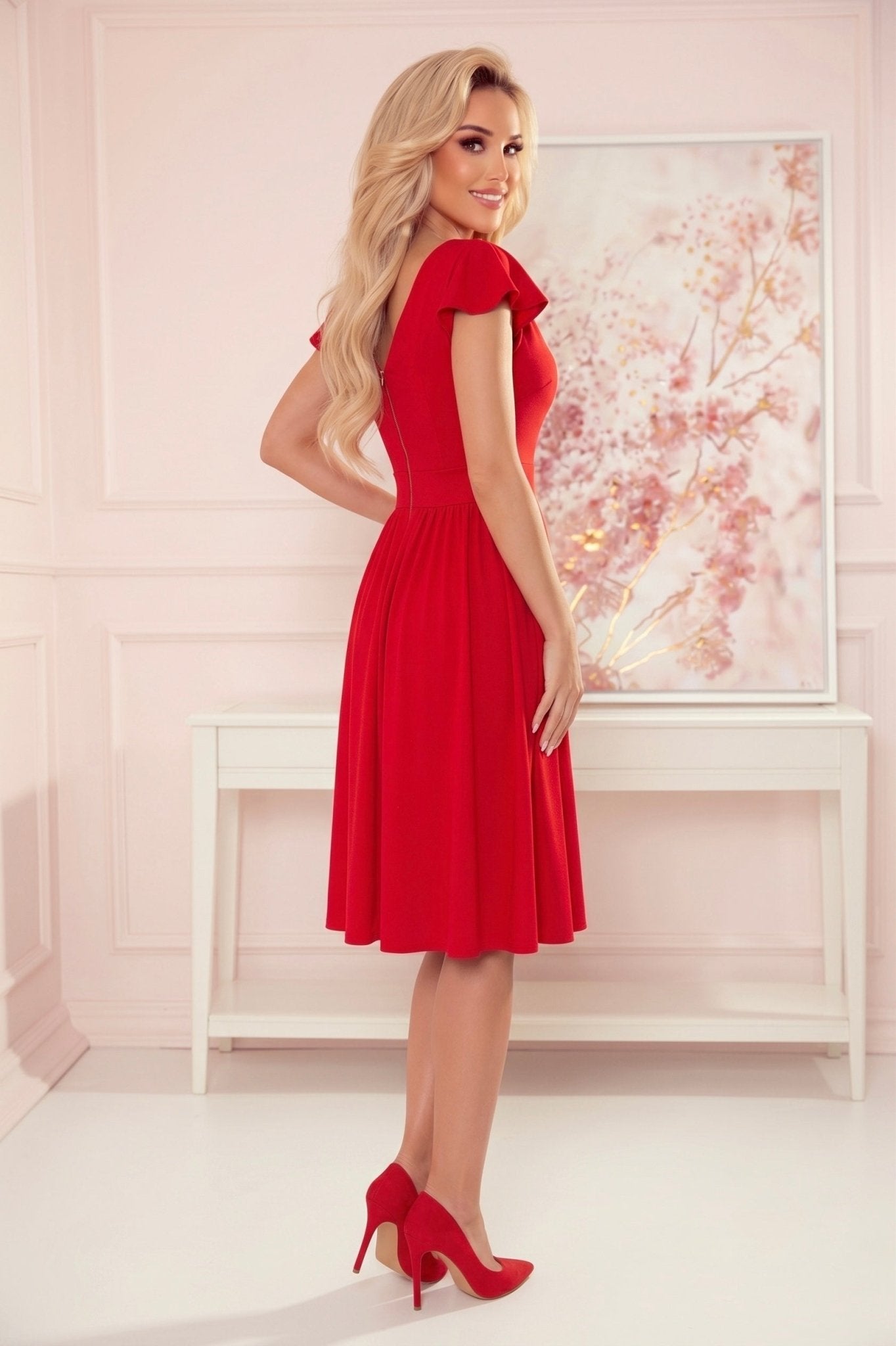Robe Avec Décolleté et Manches Courtes – Rouge Pailleté - Rosemode