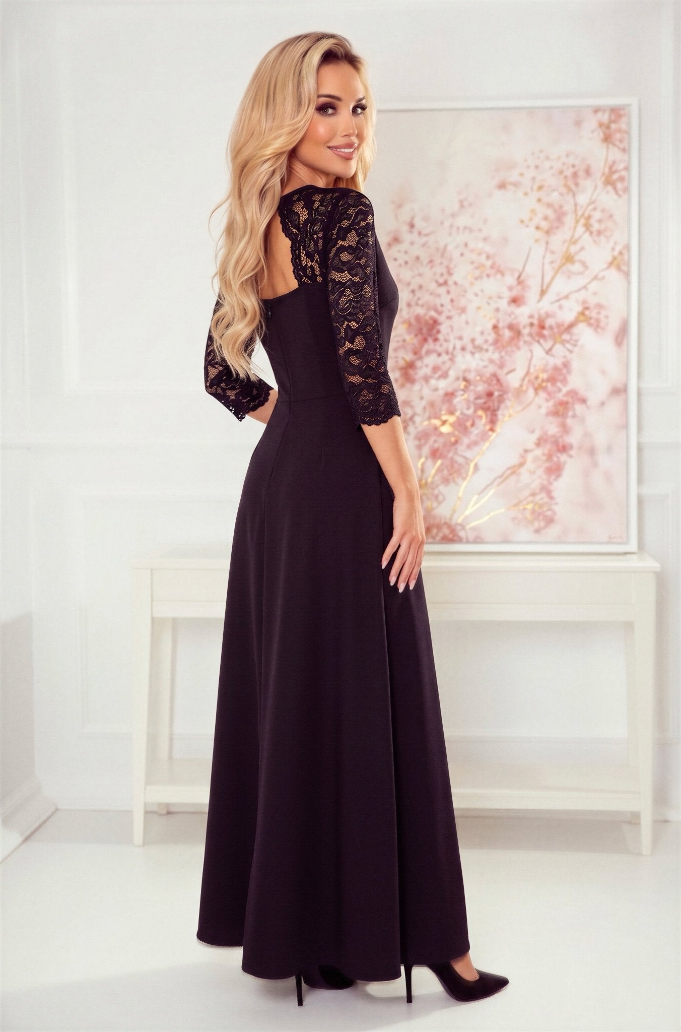 Robe Longue en Dentelle à Décolleté – Noir - Rosemode