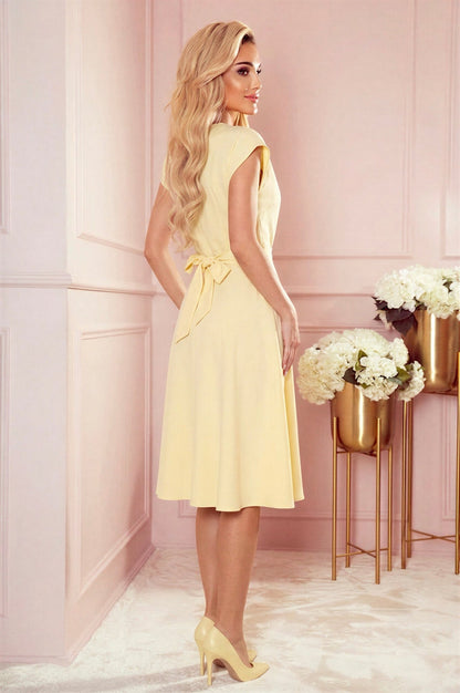 Robe Évasée à Décolleté Enveloppant – Jaune Vanille - Rosemode